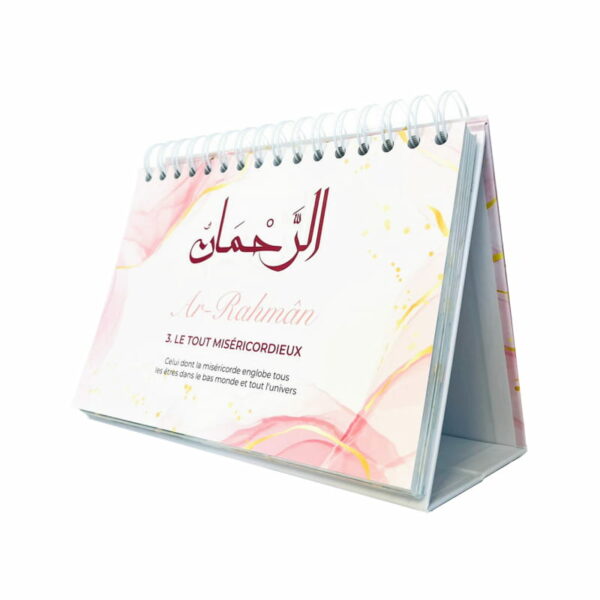 99 NOMS DALLAH MIEUX LE CONNAÎTRE POUR MIEUX LADORER CALENDRIER CHEVALET ROSE MAISON DENNOUR 99 NOMS DALLAH MIEUX LE CONNAÎTRE POUR MIEUX LADORER CALENDRIER CHEVALET ROSE